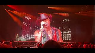 Tim McGraw - Shotgun Rider 5/9/24 @ UBS Arena