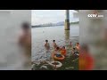 71-year-old man saves drowning teenager|CCTV English