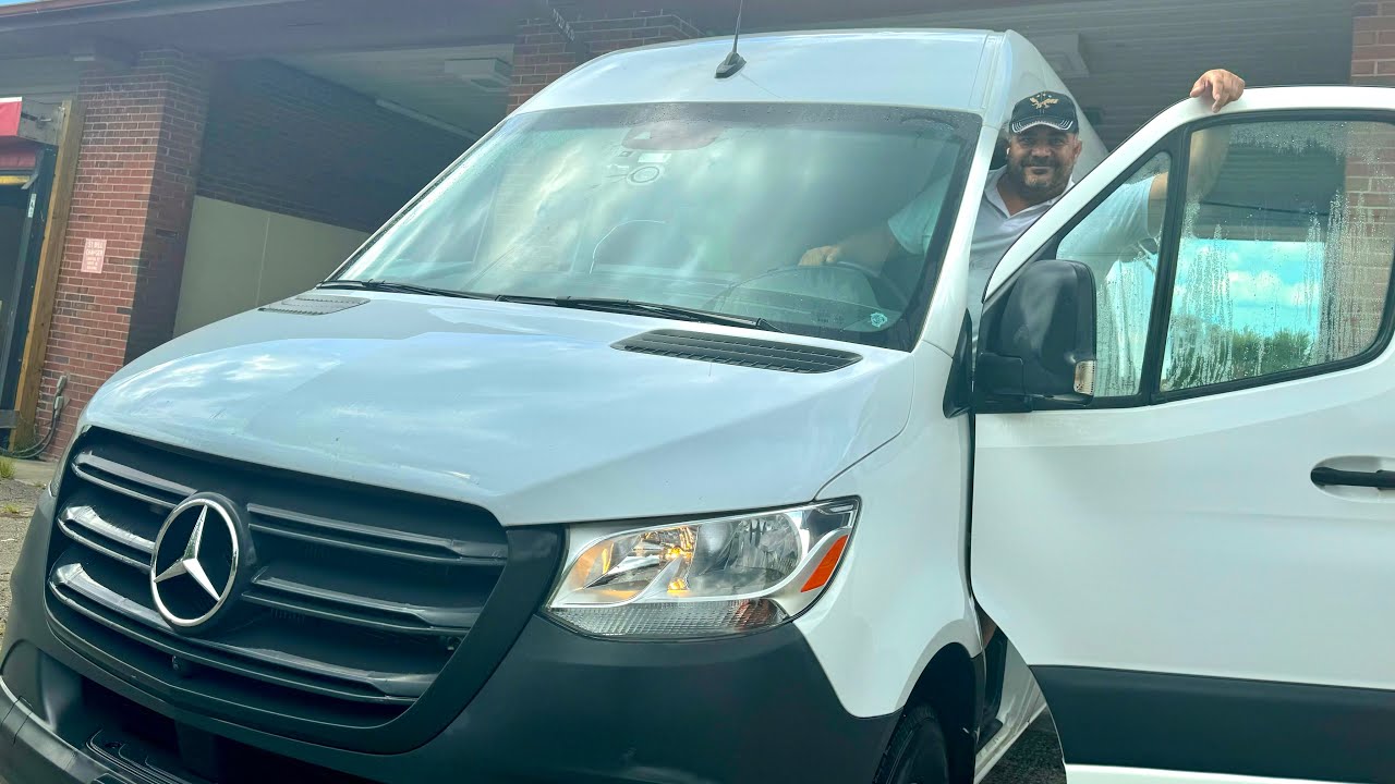 عمل كاركو ڤان في آمريكا ولأشياء التي تحتاجها في هذا المجال