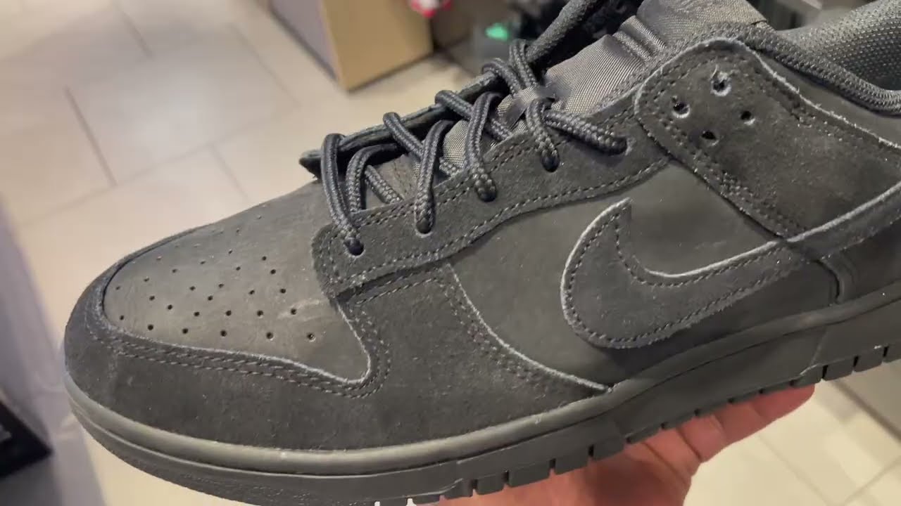 Quick Look At The Triple Black Nike Dunk Low Se - YouTube