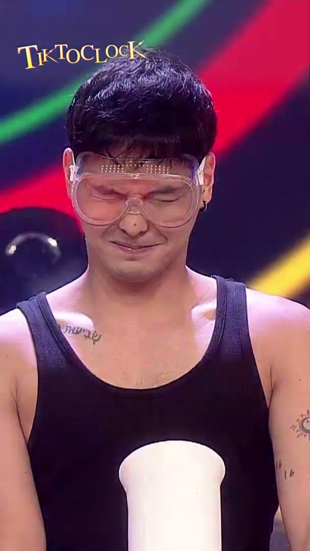 Kristoffer Martin, ASAR TALO sa 'Bwisti Blaster'! #shorts | TiktoClock