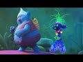 Trolls 2 but its only king trollex in the screen