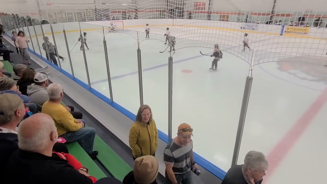 U11 AA Exhibition Game 2 Medicine Hat Hockey Hounds vs Brooks Jr