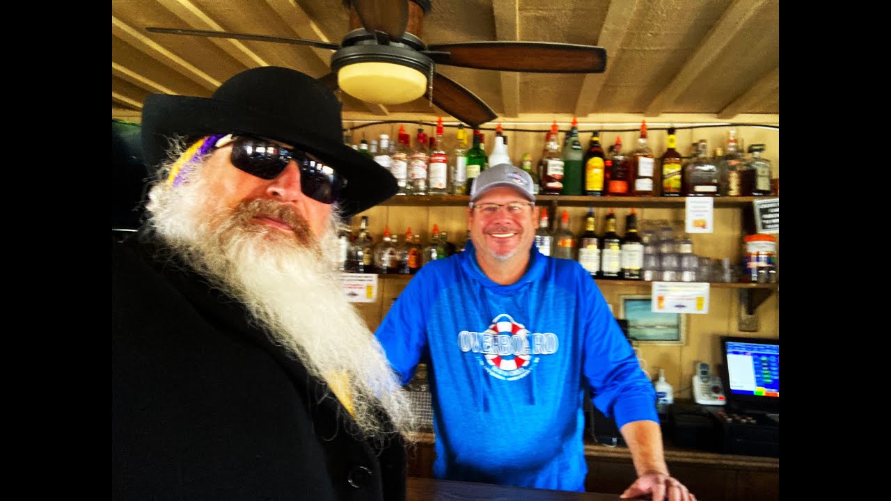 {Overboard Bar & Grill} Inver Grove Heights , Minnesota/ Bocce Ball Night 10/20/2022 Part 1