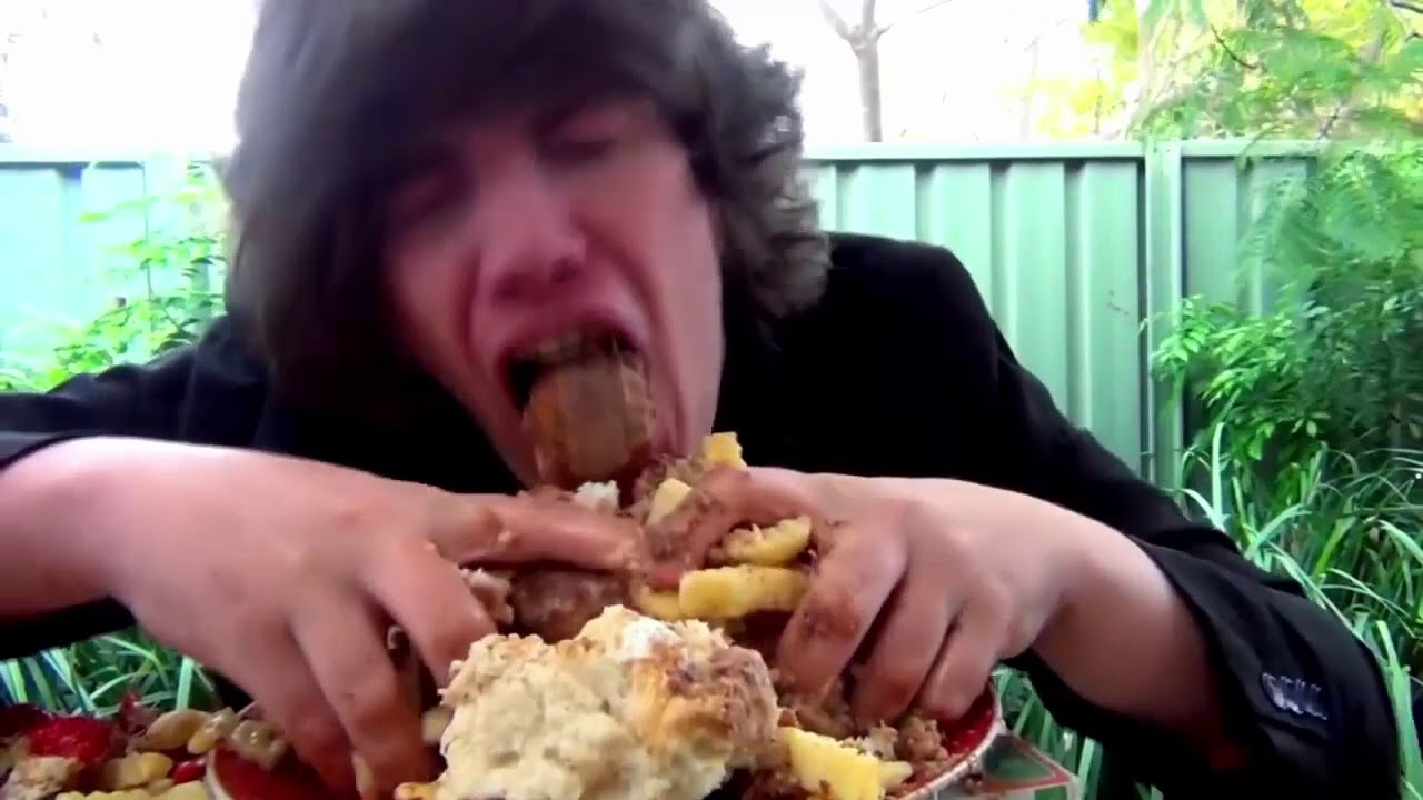 MAXMOEFOE REVIEW -- YouTubeReviews