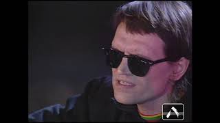 картинка: Олди. Шаболовка. 1996 год