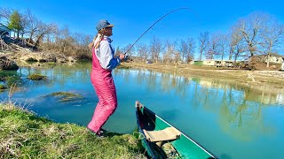 I Took Her To The PROMISED LAND... and we SMOKED THEM!!! -- A SIMPLE Way to Catch TONS of Fish!