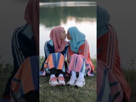 صديقات الحجاب الرومانسيات تقبيل حب حجاب جميل حجاب 
