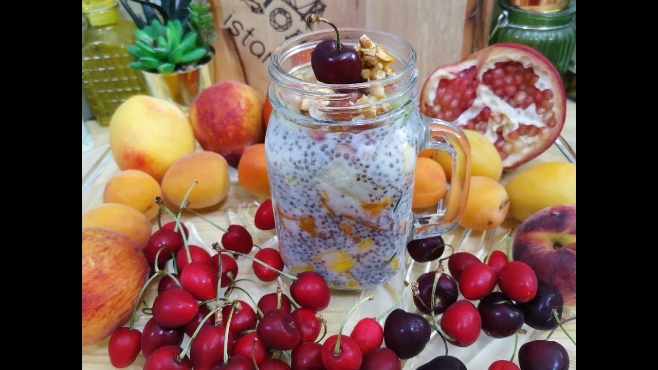 Fruit & Nuts Chia Salad with Coconut Milk/Special Nutrient & Protein