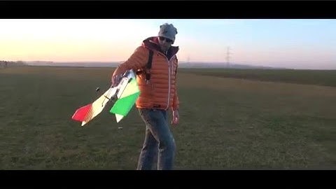 Swift II racing plane maiden flight