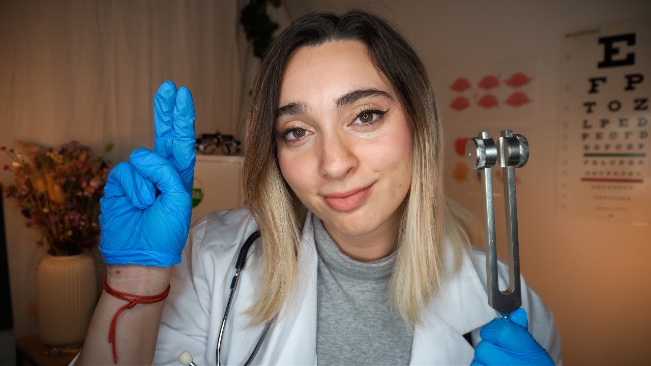 pov ASMR: DOTTORESSA TI CURA UNA FERITA E TI FA UNA VISITA NEUROLOGICA  ✨🧠