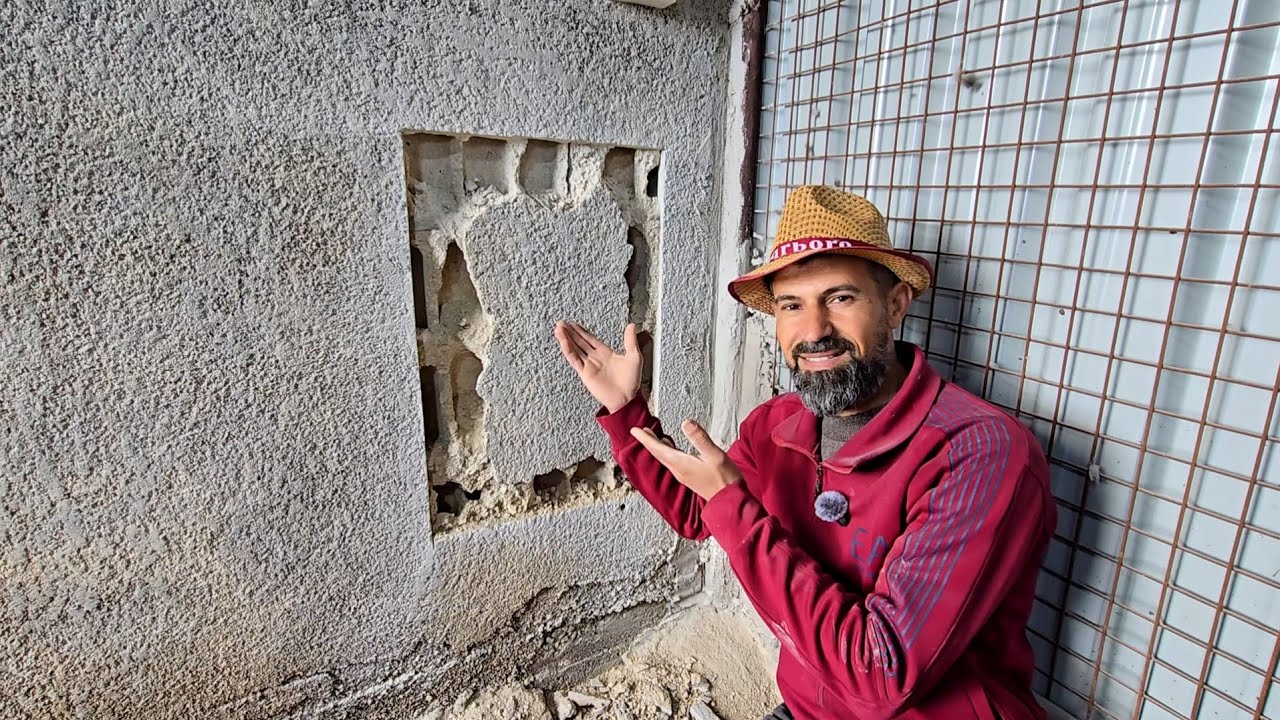 اليوم فتحت باب سري لبيت الدجاج وزعت اقلام ورد الجوري 