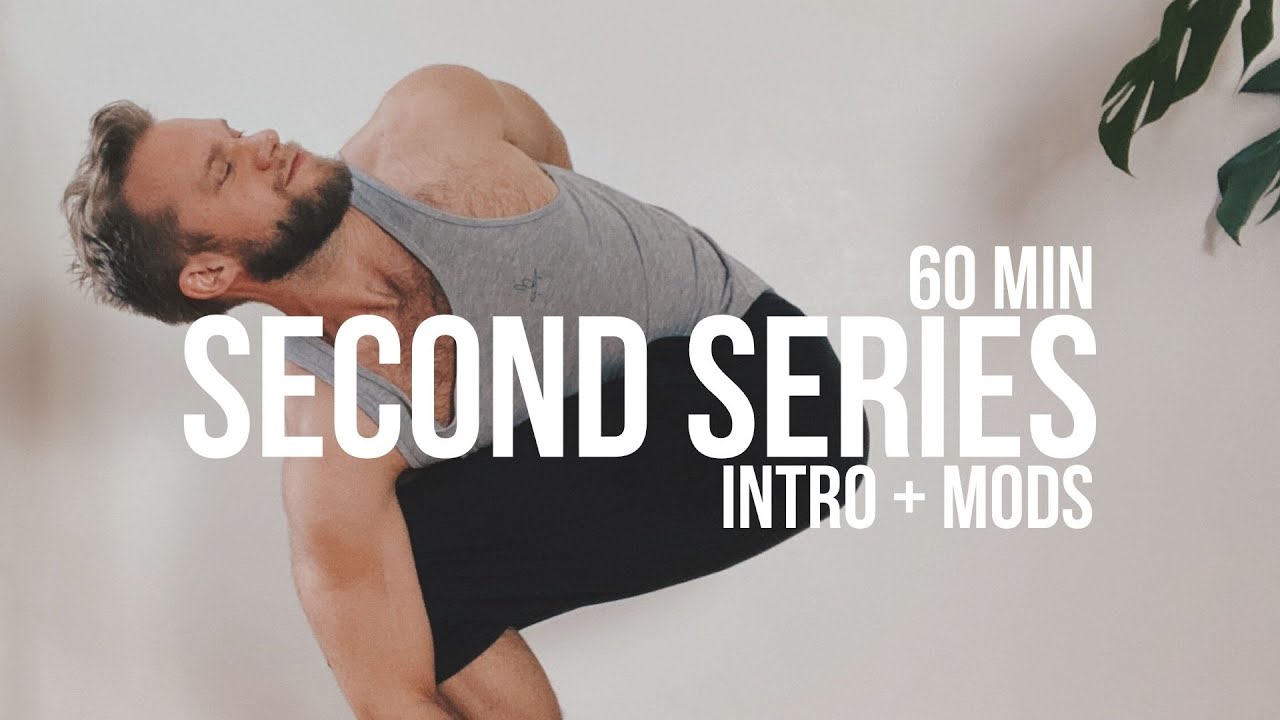 Strong enjoy. Strong enjoy. Mother word. Мужчина и женщина в спортзале. Парень бежит.