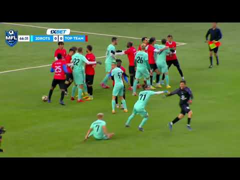 ДРАКА НА ПОЛЕ В МАТЧЕ 2ДРОТС! ТВОРИТСЯ ЛЮТАЯ ДИЧЬ! 🤬