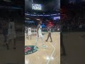 Jaren Jackson Jr. throws up the 〽️