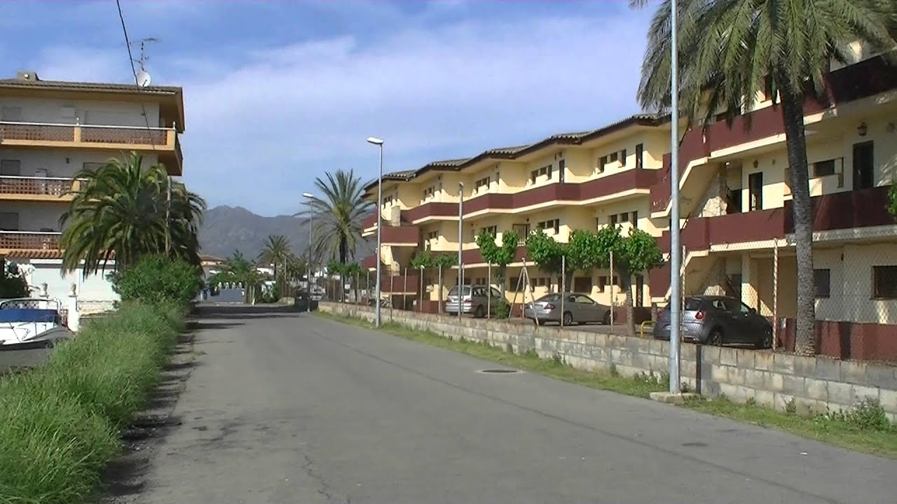 Empuriabrava. - YouTube