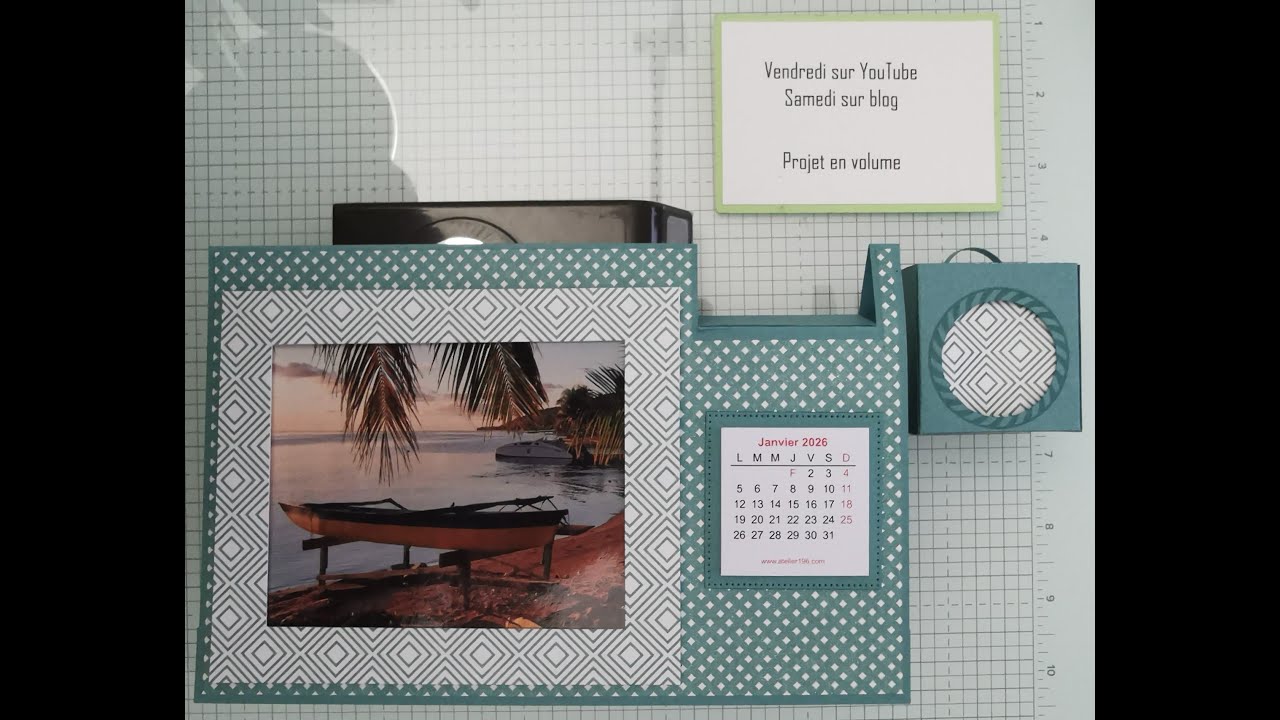 2025 V51 CHEVALET Photo Calendrier & Boîte