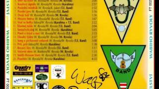 465/ Wabi Ryvola – Šmír na trávě