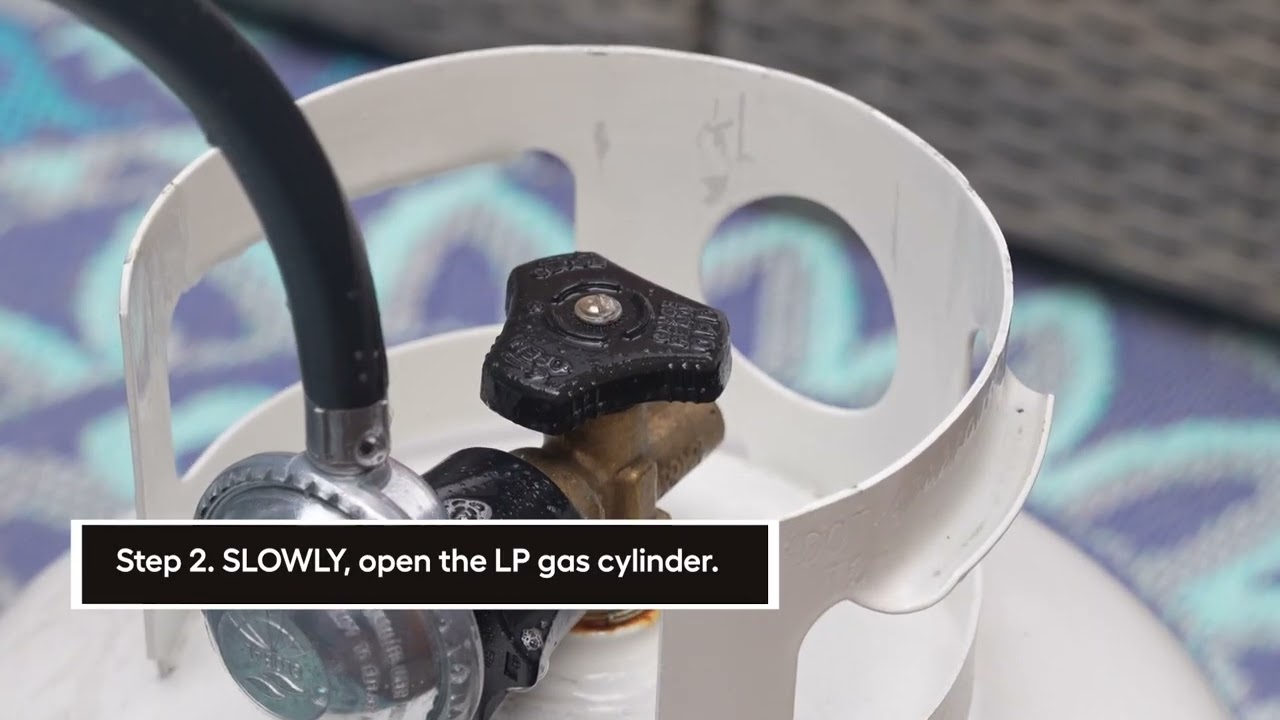 LaFlamme & Co. 12˝ Tabletop Propane Pizza Oven - Leak Test Procedure (ENG)