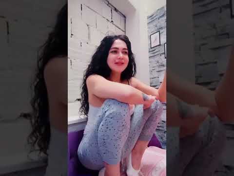 شوف حلاوتها 