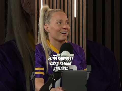 Oona heittää kysymyksen kuulijoille...
