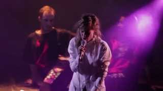 Video thumbnail of "Christine and the Queens -- The Loving Cup (Live)"