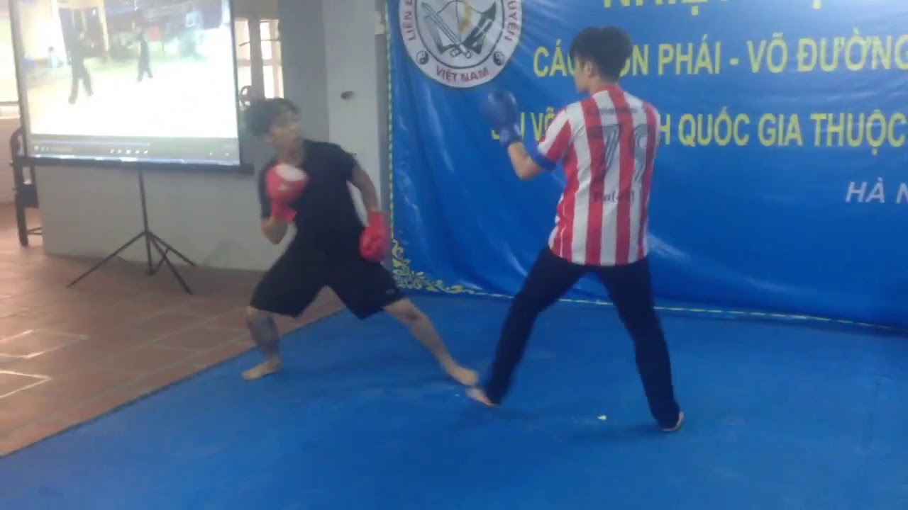 Chiến VXHK giao lưu đeo găng với VXTL