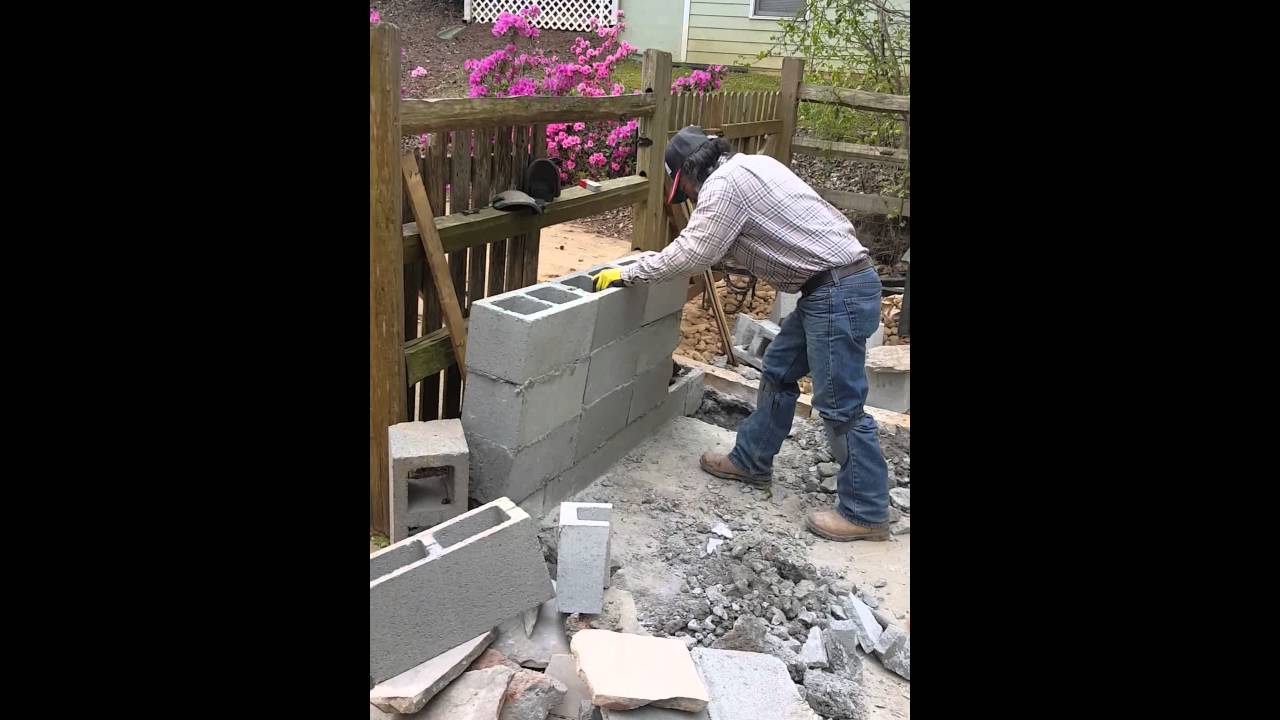 How not to lay cinder blocks - YouTube