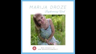 Marija Droze - Daydreaming Kind (Lyric Video)