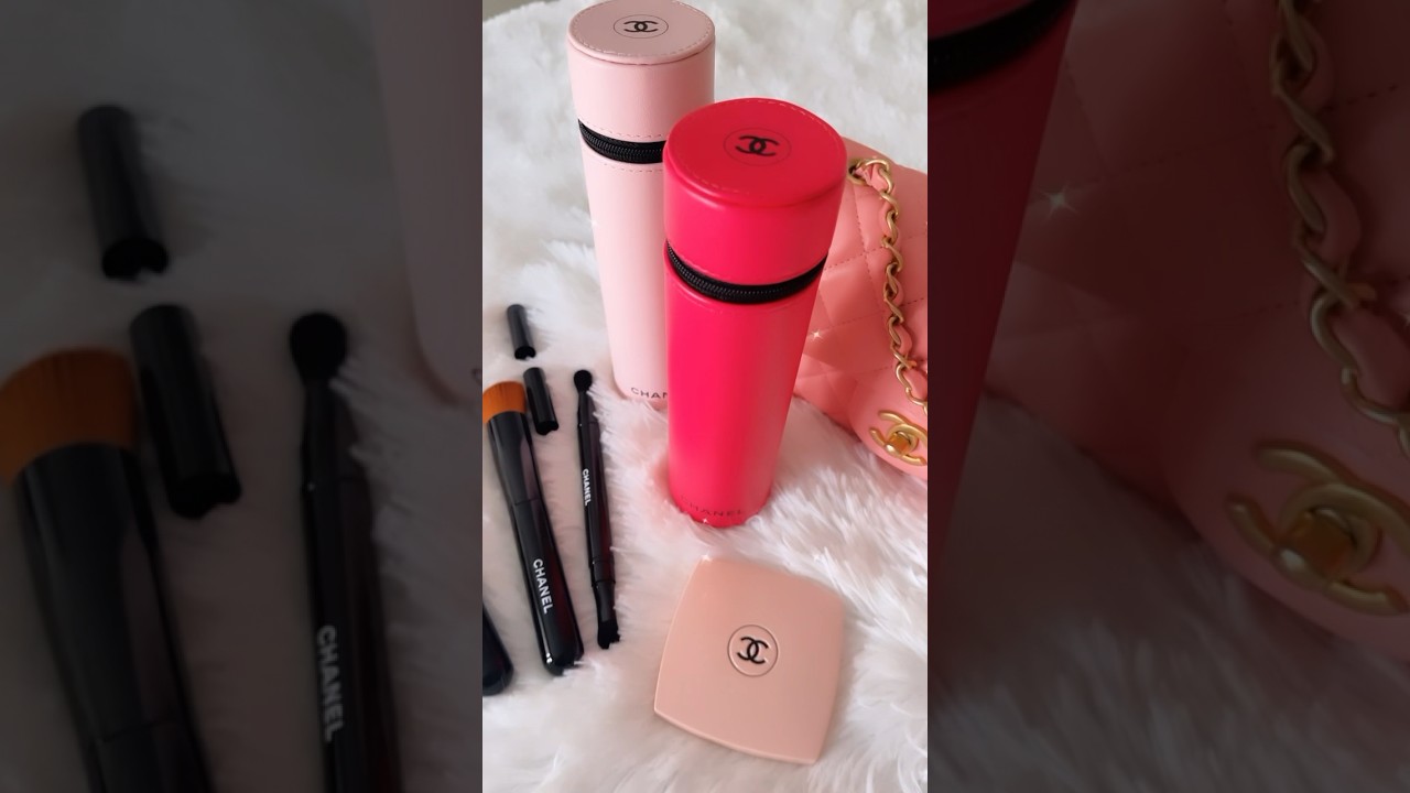 CHANEL Colour Codes Pink Ballerina Brush Set (3 Brushes) and Mirror