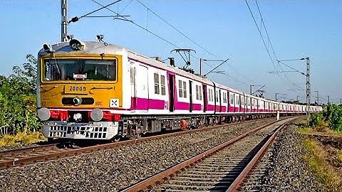 Super Speedy 12 Coach EMU Train speeding through a huge Curve | Eastern Railways