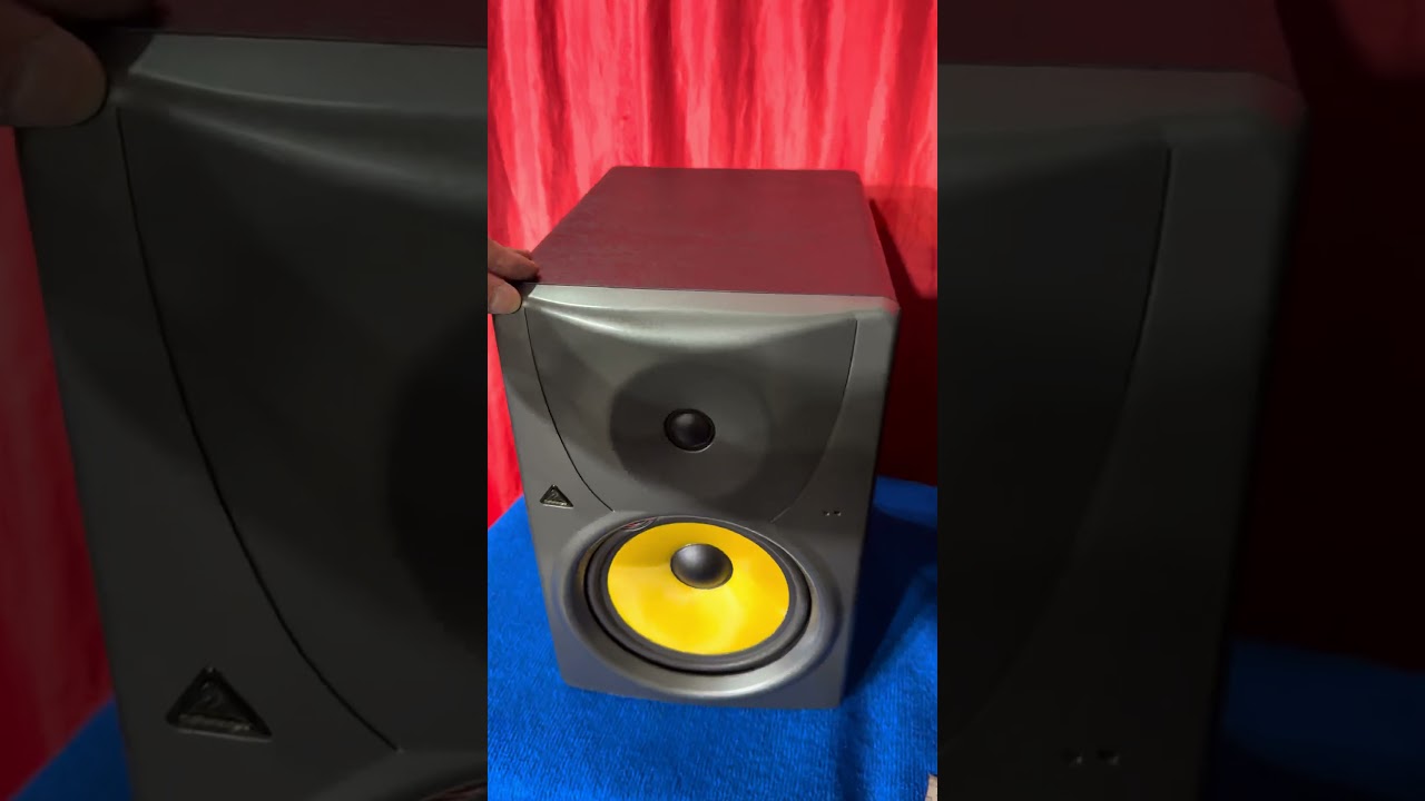 Вскрытие  🪓🪓🪓 студийных мониторов  Behringer