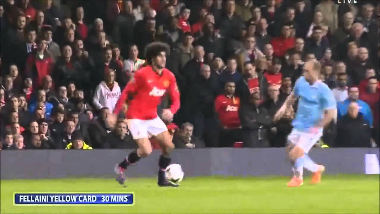 Fellaini Hit To Neck Sure Red Card Gets Lucky (25-03-2014) HD.mp4