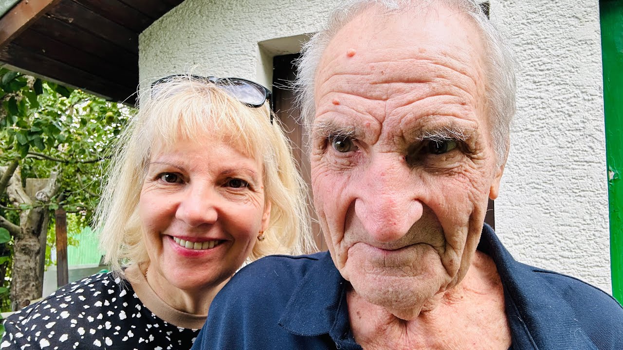 Он увидел свой сад. Как выглядит сад без хозяина. - YouTube