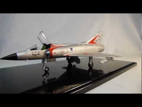 MIRAGE III CJ 1 48 Hobby Boss
