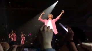 160221 EXO(엑소)- End of Lucky & 3.6.5 @ EXO'LUXION in NYC [fancam]