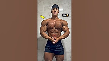 BRO INSANE PHYSIQUE 🥶 BODYBUILDER PUBLIC AURA  #bodybuilder #motivation #shortsviral #edit #video