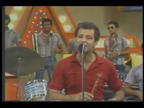 LUIS MARIANO Y ORQUESTA - La Calambrina - MERENGUE...