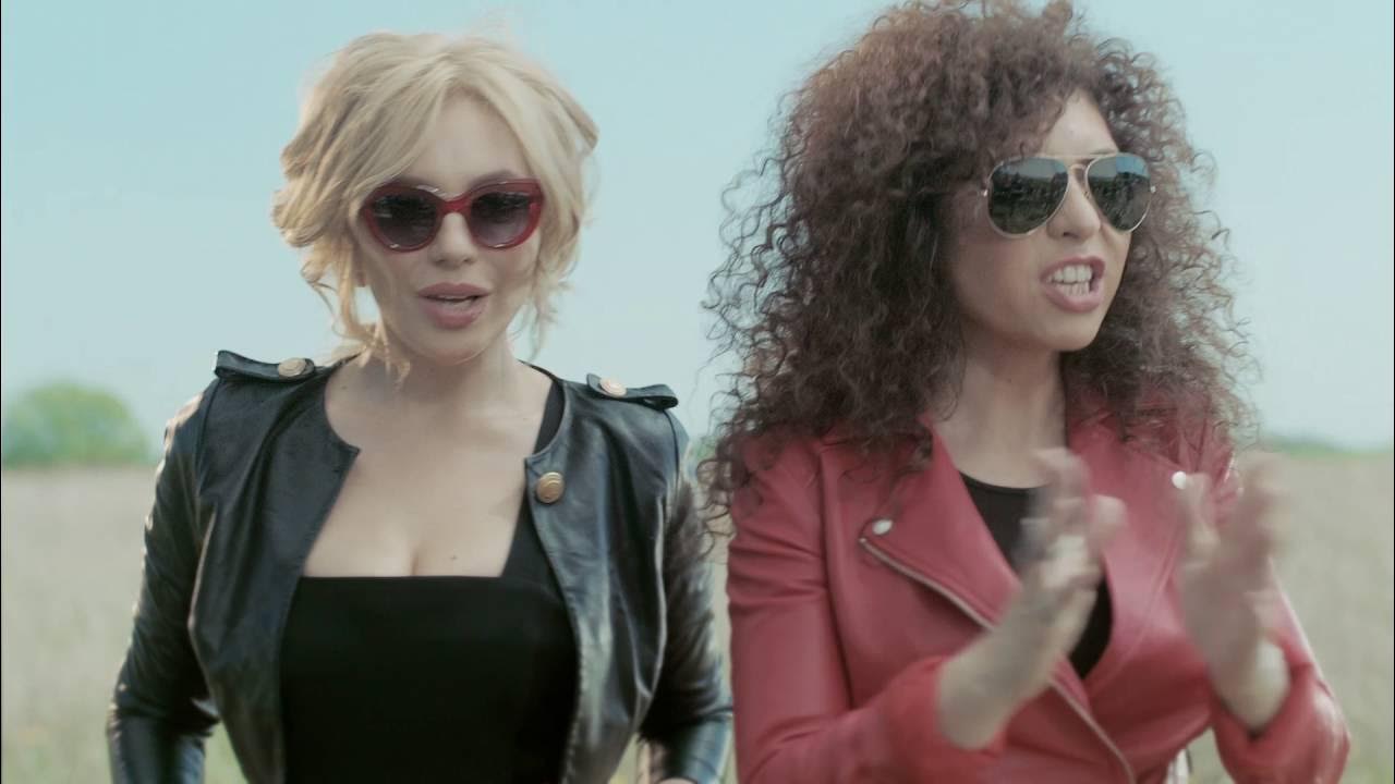 Бандерос она хотела бы. Песня манхэттен бандэрос. Банд'эрос манхэттен 2008. Бандерос группа 2006. Группа бандерос 2005.