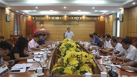 VIDEO. UBND huyện Vĩnh Tường nghe các xã, cơ quan báo cáo tiến độ xây dựng Làng văn hoá kiểu mẫu