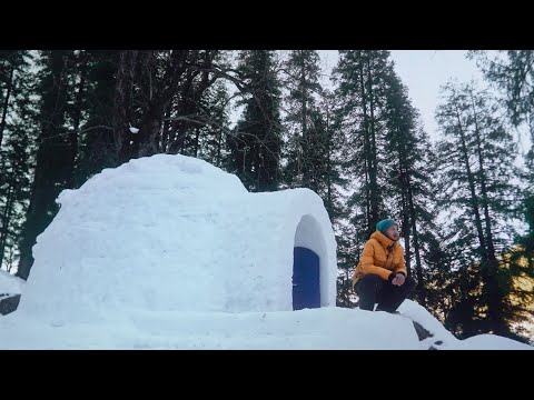 I spent the night in an Igloo.