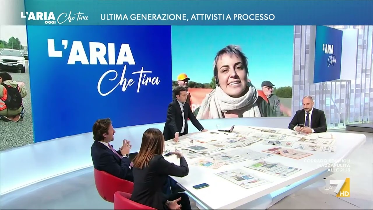 L'attivista di Ultima Generazione Carlotta perde la pazienza con gli ospiti in studio: 