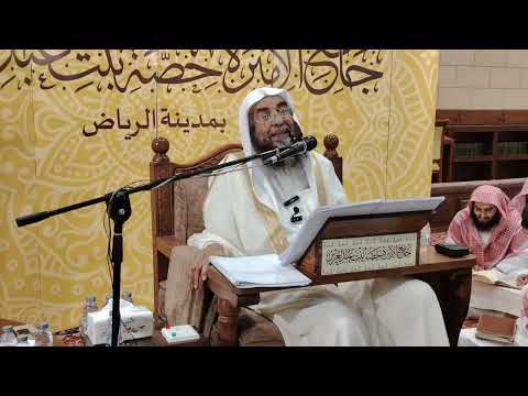 ٢٨ وقوله ﷺ لا ترجعوا بعدي كفارا ضلالا يضرب بعضكم رقاب بعض ومثل إ ذا التقى المسلمان بسيفهما