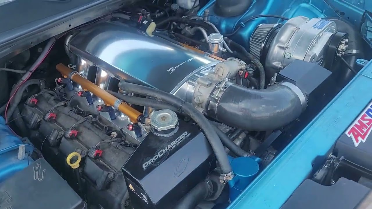 Holley Sniper manifold installed