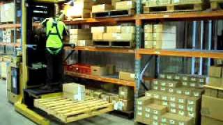 YALE Order Picker 1