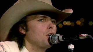 Watch Dwight Yoakam This Drinkin Will Kill Me video