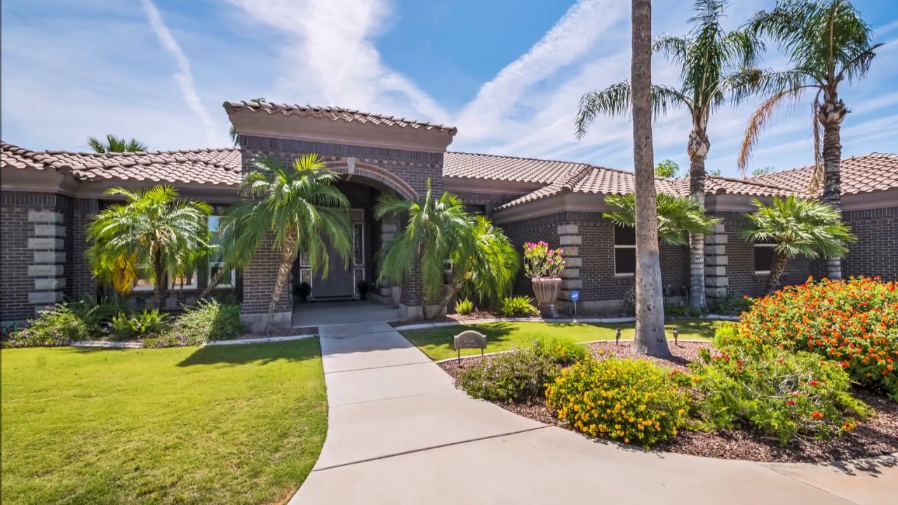 Mesa, AZ Home For Sale: 5 Bed 4 Bath Home w/ Huge Backyard & Pool In