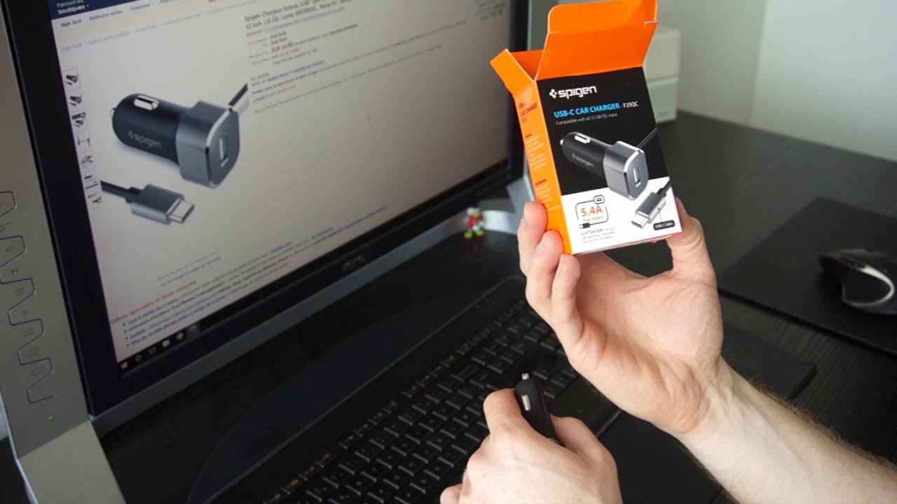 Le chargeur allume-cigare Spigen F25QC avec câble intégré USB Type C