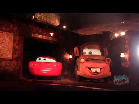 Vídeo: Radiator Springs Racers - Ressenya del viatge a Disneyland