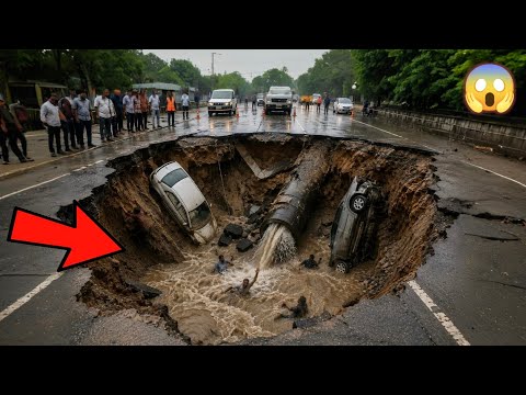 7 Most Terrifying Sinkhole Swallowing Roads Caught on Camera [Hindi]